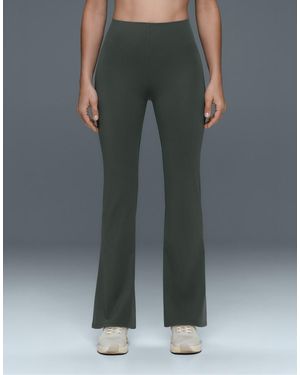 Oysho Raise Up Compressive 80Cm Flare Trousers - Green