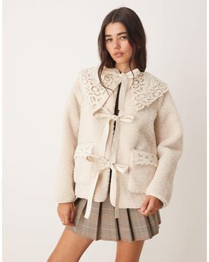 Miss Selfridge Contrast Collar Borg Tie Detail Jacket - Natural