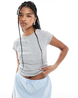 New Look Camiseta Gris Con Detalles Remallados De