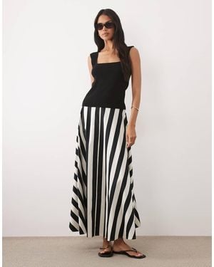 ASOS Cotton Sateen Volume Circle Skirt - White