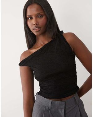 Missy Empire Missy Empire Lace Twist Off Shoulder Top - Black