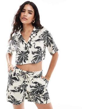 Noisy May Cropped Boxy Resort Shirt Co-ord With Palm Print - Grey