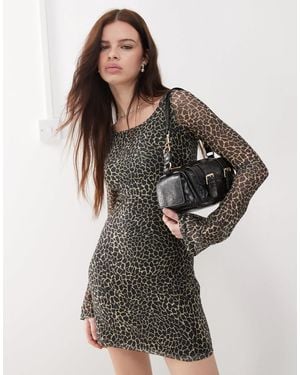 Motel – sartika – minikleid mit ausgestellten ärmeln und giraffenmuster - Mehrfarbig