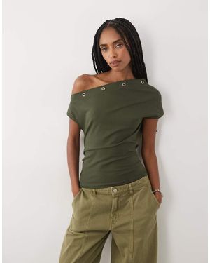 ASOS Top Met Oogjesdetail En Blote Schouders - Groen