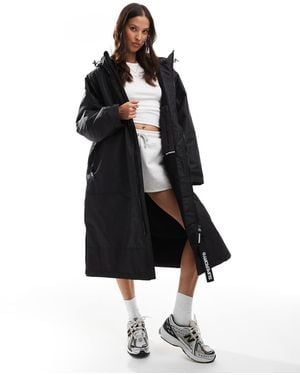 Superdry Waterproof Changing Robe - White