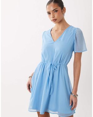 Vila Vestido Corto Azul Liso De Manga Corta Con Detalle En La Cintura
