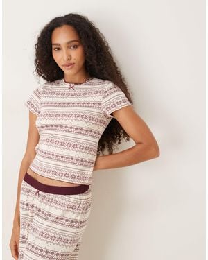 ASOS – mix & match – knapp geschnittenes pyjama-t-shirt mit em norwegermuster - Rot