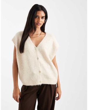 ONLY Oversized Fluffy Knitted Vest - White