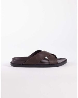 SEQWL Kidman Cross Over Flat Sandals - Brown