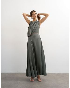 topshop grey maxi dress Topshop Maxi Dress Long Women's Size 6 Metallic Gray Cold Shoulder V Neck