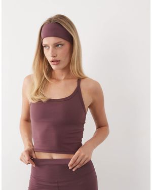 4505 Icon Yoga Cami With Inner Bra And Adjustable Straps - Purple