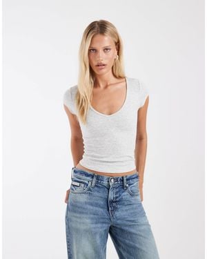 Hollister Scoop Neck Baby Tee - White