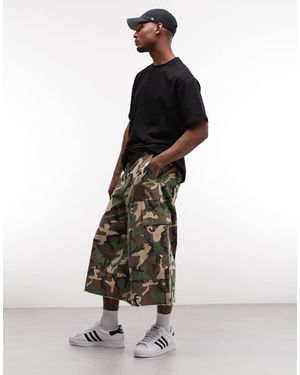 Weekday Oversized Short Met Lange Pasvorm - Wit