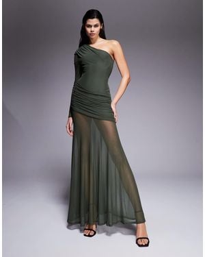 valeria dress in emerald metallic j.angelique Emerald Crushed Velvet Angle Dress – Jennafer Grace