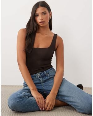 GOOD AMERICAN Formender moderner tank-body mit eckigem ausschnitt und string - Blau