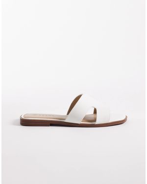 SEQWL Storke Flat Sandals - White