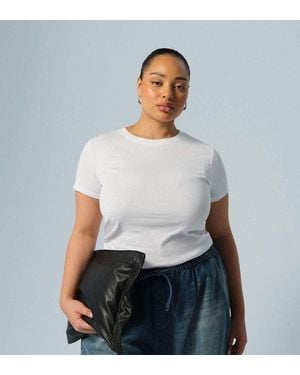 ARRANGE Curve Sculpted Crew Neck T-shirt - White