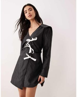 Ghospell Contrast Bow Wrap Mini Dress - Black