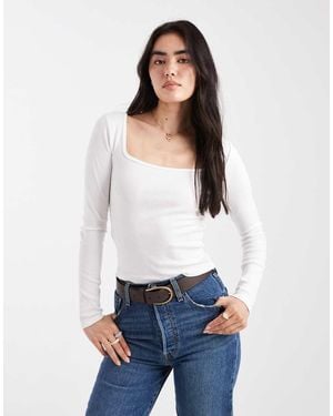 Hollister Long Sleeve Scoop Neck Top - White