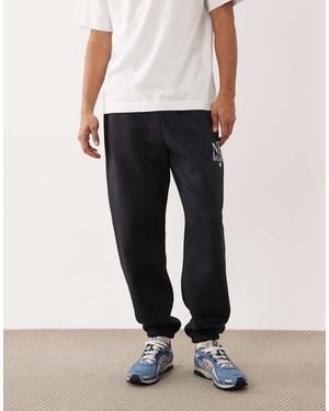 New Balance Reimagined Fleece Jogger - Black