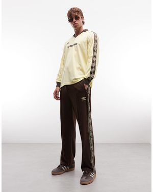 Umbro Pantalones De Chándal Marrones Con Detalle De Cinta De - Blanco
