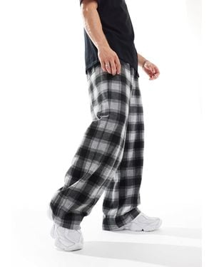 Pull&Bear Wide Leg Skate Checked Trouser - Black