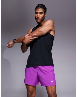 Nike Dri-Fit Challenger - Viola