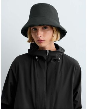Oysho 10K Waterproof Quilted Bucket Hat - Black