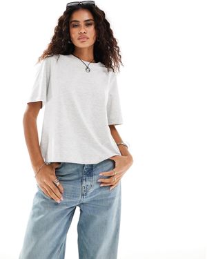 Weekday Perfect - t-shirt coupe carrée - Blanc
