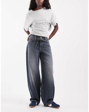 ONLY Gianna jeans mit bindegürtel und geradem bein - Blau
