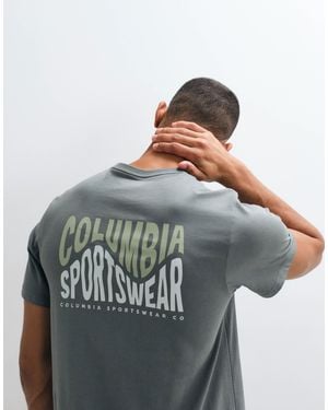 Columbia Csc outdoor t-shirt mit wellen- und berggrafik - Grau