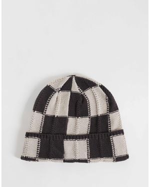 Weekday Knitted Beanie - Brown