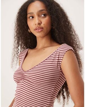Motel Danisha V-Neck Stripe Top - Red