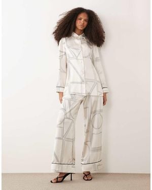 Iyal Satin Contrast Piping Shirt Co-ord - Natural