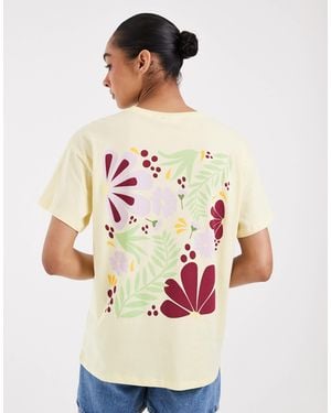 Pieces Bold Floral Oversized Graphic T-shirt - Natural
