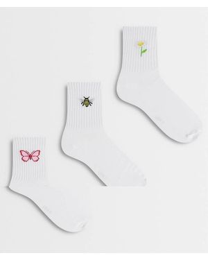 Pieces 3 Pack Embroidered Ankle Socks - White