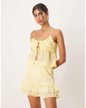 Pimkie Top A Rayas De Tirantes Con Volantes Y Lazada Delantera De (Parte De Un Conjunto) - Neutro
