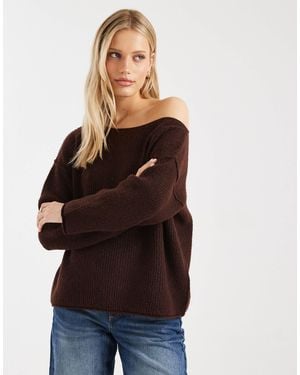 Miss Selfridge – asymmetrischer, schulterfreier strickpullover - Braun