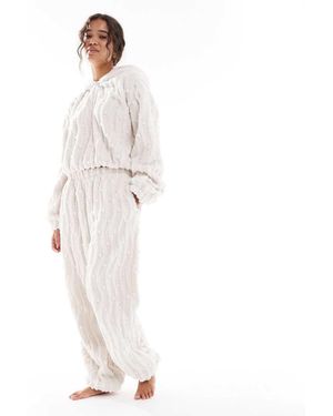 Loungeable Golvende Popcorn Fleece Broek Met Wijde Pijpen - Wit