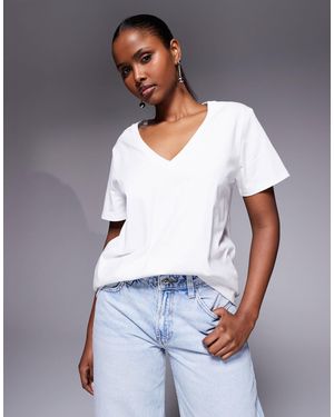 GOOD AMERICAN Classic V Neck T-shirt - White