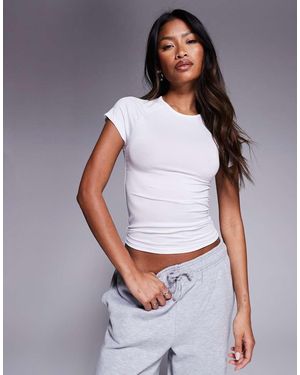 4505 Icon Slim Fit Active Short Sleeve Top - White