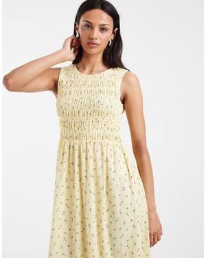 Pieces Sleeveless Smocking Ditsy Floral Maxi Dress - Natural