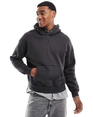 Hollister Sudadera Corta Negra Con Capucha Y Pespuntes En Contraste De - Gris