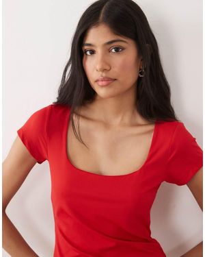 ASOS Top Van Polyamide Met Lage Ronde Hals En Korte Mouwen - Rood