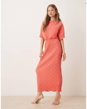 Never Fully Dressed Tilly Off Shoulder Plisse Midaxi Dress - Pink