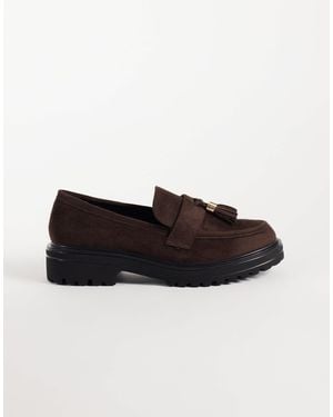 SEQWL Wide Fit Jeep loafer aus wildlederimitat mit grober sohle und bommel - Mehrfarbig