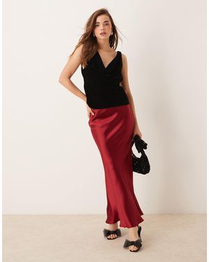 Gina Tricot – satin-maxirock - Rot