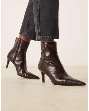 Mango Botas Rojo Guinda De Tacón Con Puntera Fina De Tejido Efecto Cuero Texturizado De - Negro