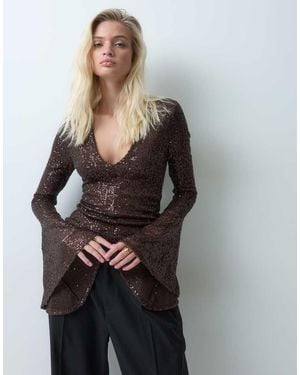 ASOS Top Met Pailletten, V-Hals En Vlindermouwen - Grijs