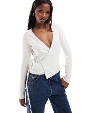 Daisy Street Top Traforato Color Crema A Portafoglio - Bianco